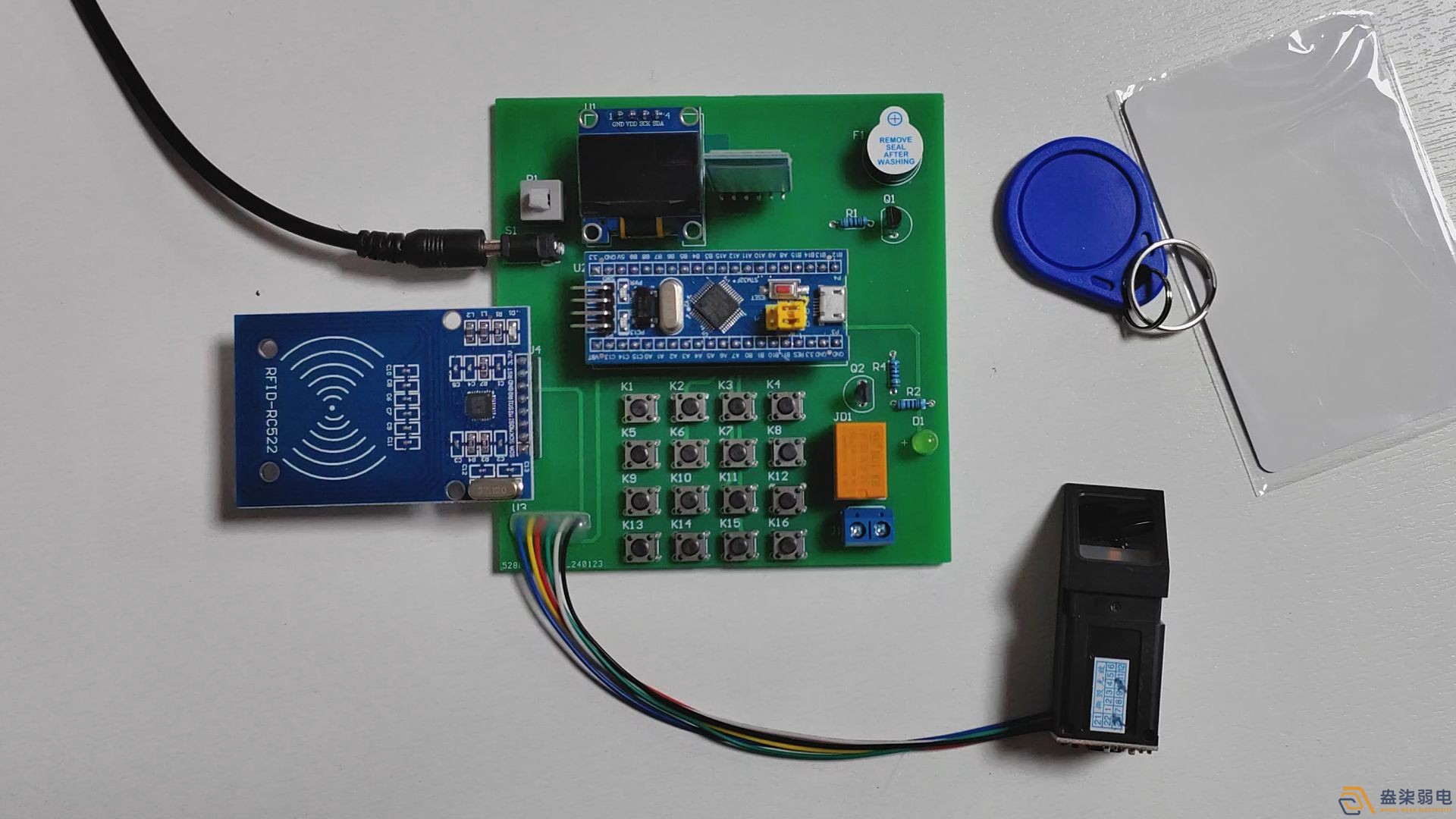 門禁系統(tǒng)如何與消防、監(jiān)控系統(tǒng)聯(lián)動(dòng)？
