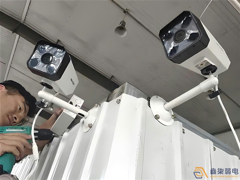 倉庫監(jiān)控怎么裝？AI智能攝像頭兼顧監(jiān)管與防盜